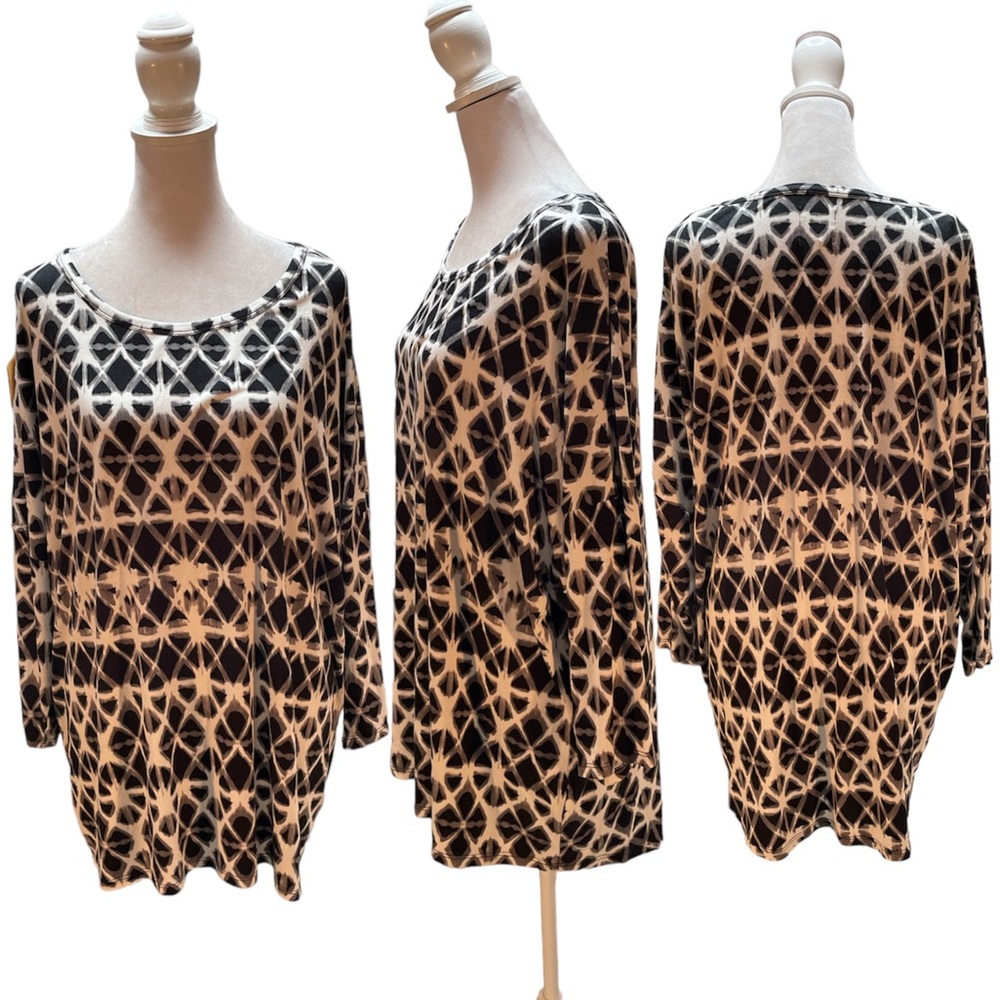 Sunday Black, Gray & White Print Soft 3/4 Sleeve Women's Shirt Size XL